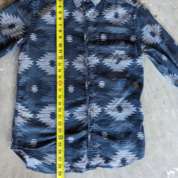 Flannel Button Down Aztec Southwestern Cotton Size Medium - Picture 8 of 9